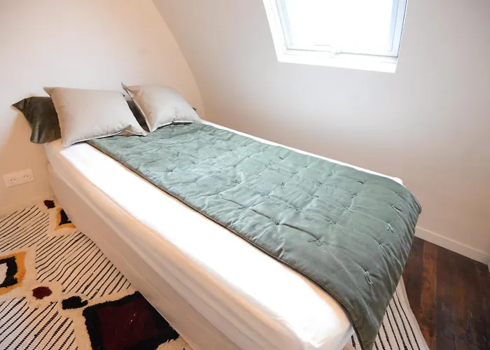 Joli Studio Proche Montmartre